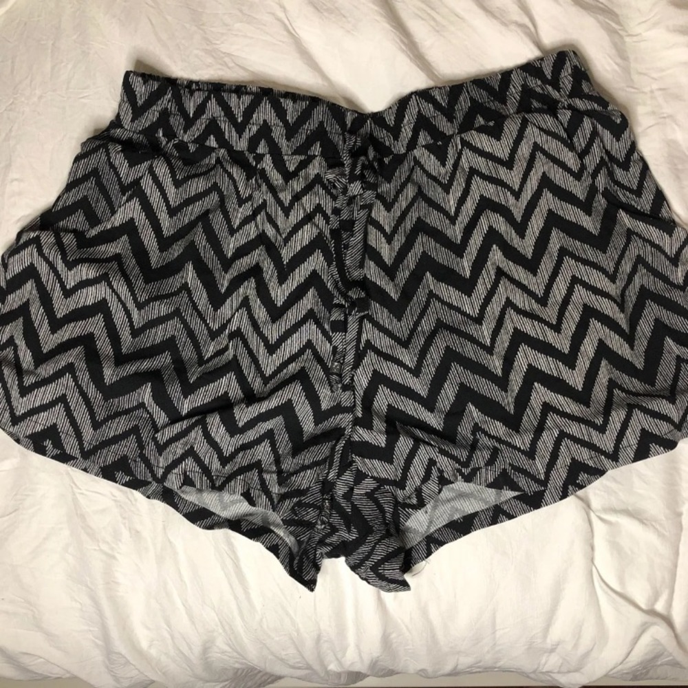 Chevron print shorts